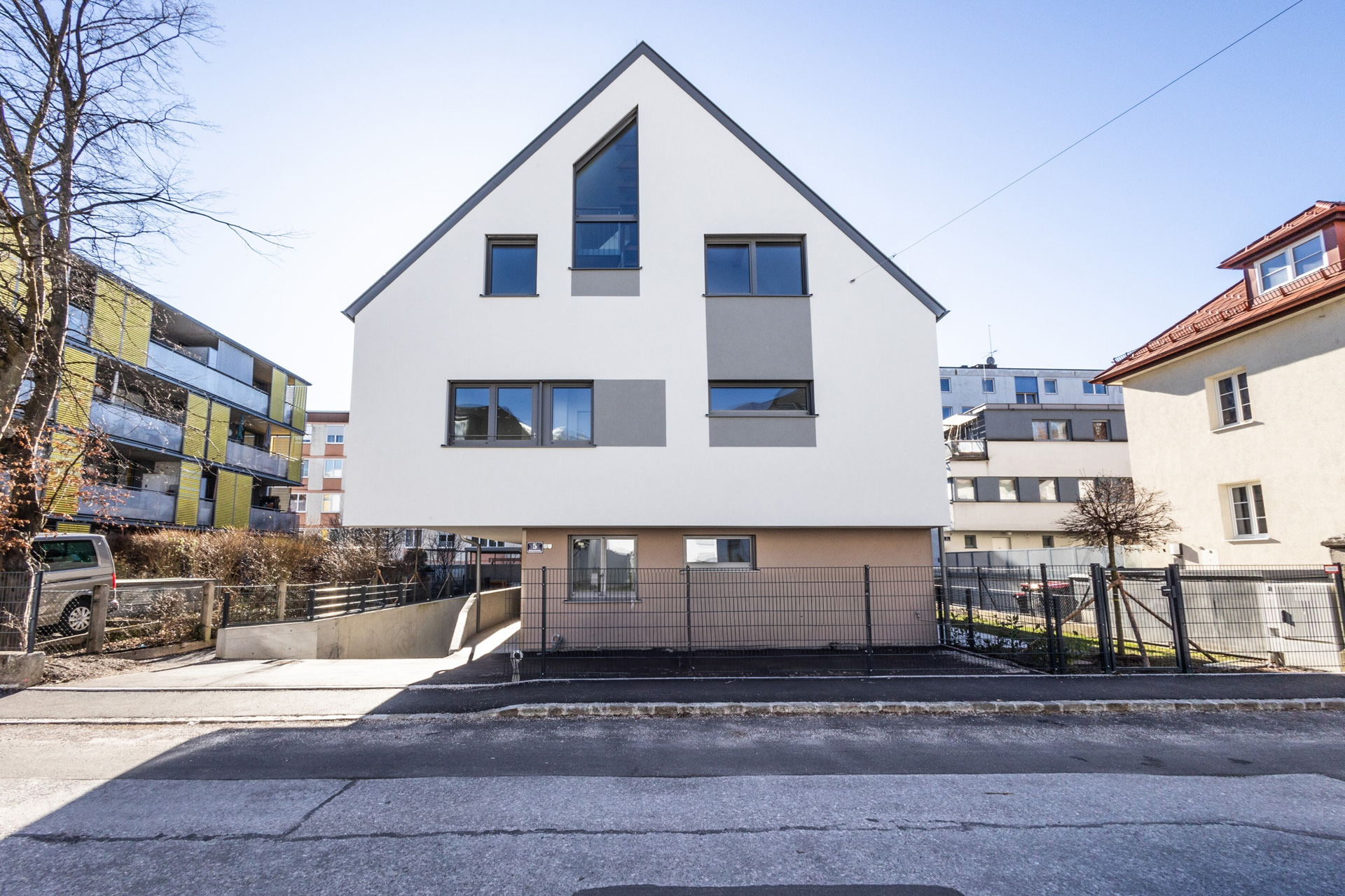 Fertigstellung Esshaverstraße